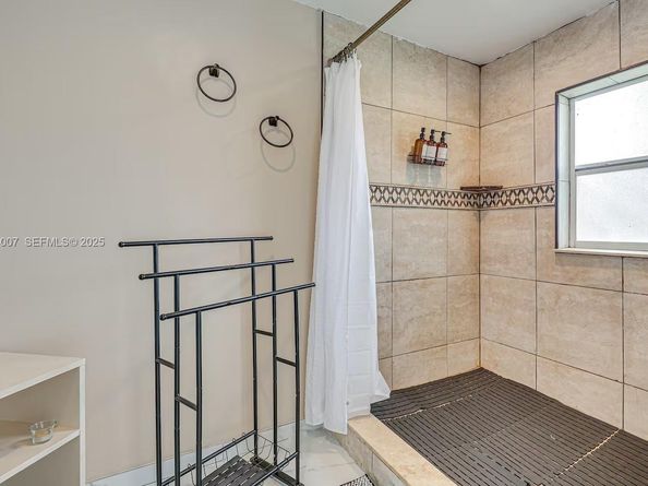 6950 SW 26th St, Miramar FL 33023