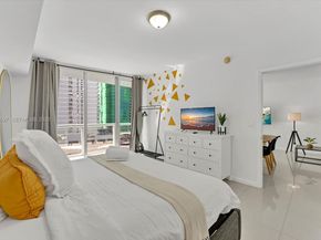 485 Brickell Ave 1807, Miami FL 33131