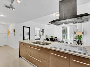 485 Brickell Ave 1807, Miami FL 33131