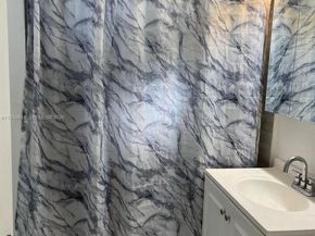 2116 Monroe Ter, Hollywood FL 33020