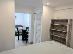 2116 Monroe Ter, Hollywood FL 33020