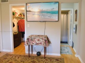 606 SW Natura Blvd 207, Deerfield Beach FL 33441