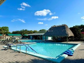 606 SW Natura Blvd 207, Deerfield Beach FL 33441