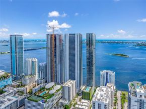 700 NE 24th St 2101, Miami FL 33137