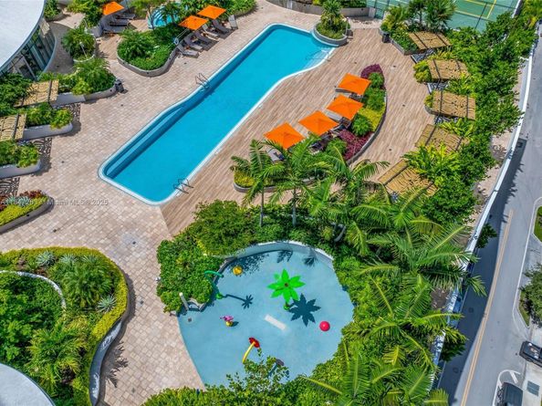 700 NE 24th St 2101, Miami FL 33137
