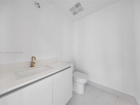 700 NE 24th St 2101, Miami FL 33137