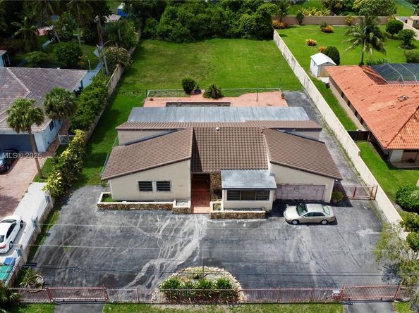 13820 SW 34th St, Miami FL 33175