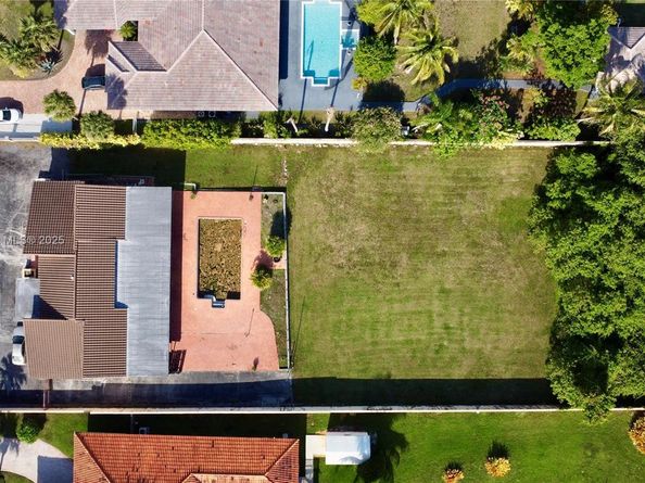 13820 SW 34th St, Miami FL 33175