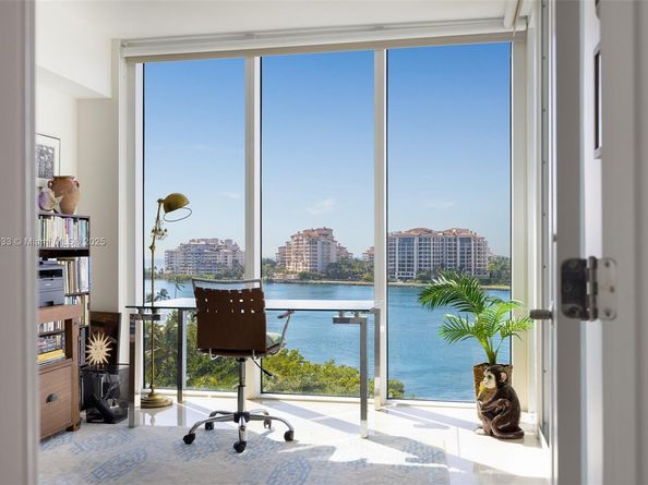 1000 S Pointe Dr 703, Miami Beach FL 33139