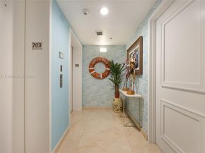 1000 S Pointe Dr 703, Miami Beach FL 33139