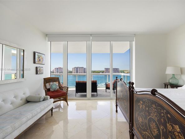1000 S Pointe Dr 703, Miami Beach FL 33139