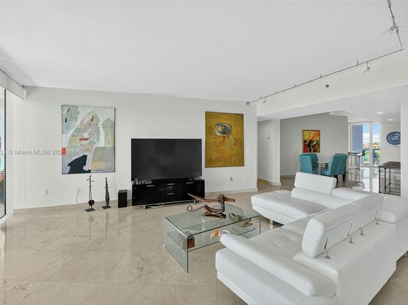 1000 S Pointe Dr 703, Miami Beach FL 33139