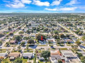 2932 NW 159th St, Miami Gardens FL 33054