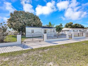 2932 NW 159th St, Miami Gardens FL 33054