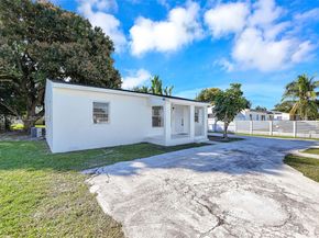 2932 NW 159th St, Miami Gardens FL 33054