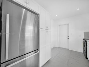 2932 NW 159th St, Miami Gardens FL 33054