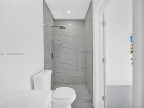 2932 NW 159th St, Miami Gardens FL 33054