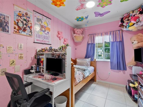6900 NW 179th St 1091, Hialeah FL 33015