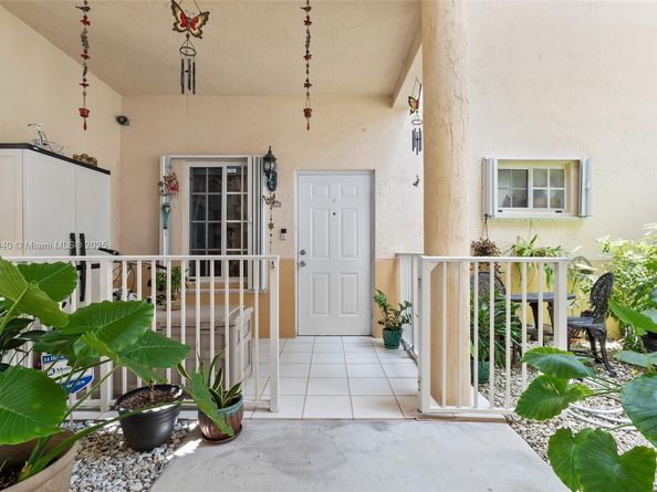 6900 NW 179th St 1091, Hialeah FL 33015