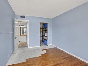 13455 SW 3rd St 203S, Pembroke Pines FL 33027