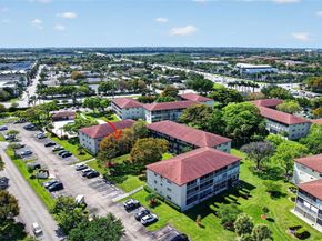 13455 SW 3rd St 203S, Pembroke Pines FL 33027