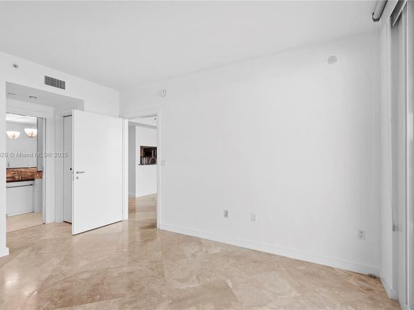 540 West Ave 413, Miami Beach FL 33139