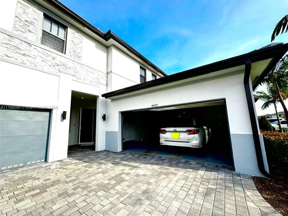 4409 SW 173rd Ave, Miramar FL 33029