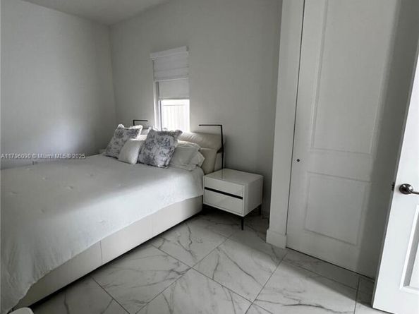 4409 SW 173rd Ave, Miramar FL 33029