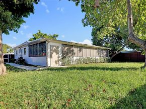 17130 NE 7th Ave, North Miami Beach FL 33162