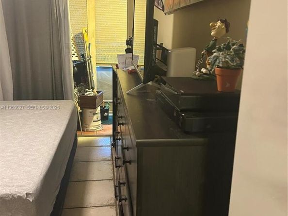 13455 SW 9th Ct 112J, Pembroke Pines FL 33027