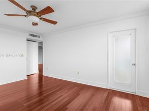 2841 NE 163rd St 1002, North Miami Beach FL 33160