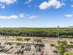 2841 NE 163rd St 1002, North Miami Beach FL 33160