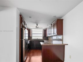 2841 NE 163rd St 1002, North Miami Beach FL 33160
