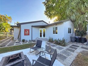 1031 N 16th Ave, Hollywood FL 33020