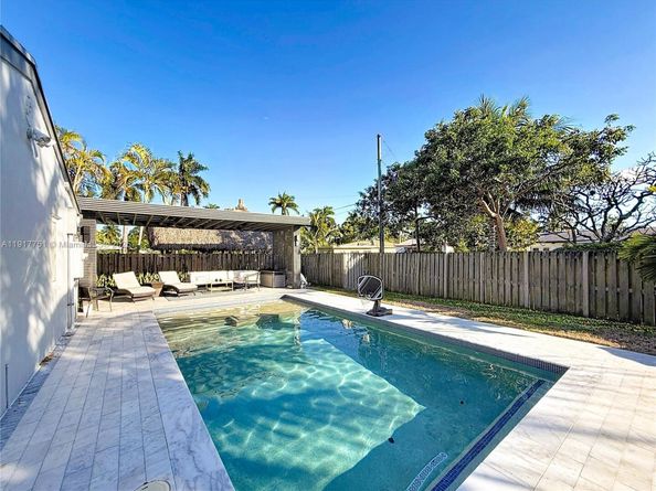 1031 N 16th Ave, Hollywood FL 33020