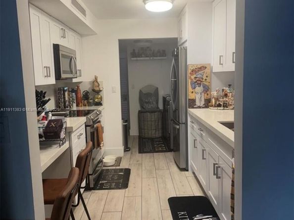 1703 SW 131st Place Cir S, Miami FL 33175