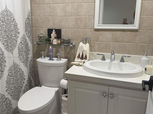 1703 SW 131st Place Cir S, Miami FL 33175