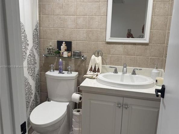 1703 SW 131st Place Cir S, Miami FL 33175