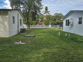 1420 NW 111th St, Miami FL 33167
