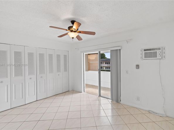 237 Camden J 237, West Palm Beach FL 33417