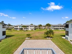 237 Camden J 237, West Palm Beach FL 33417