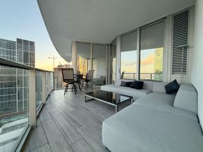 851 NE 1st Ave 3309, Miami FL 33132