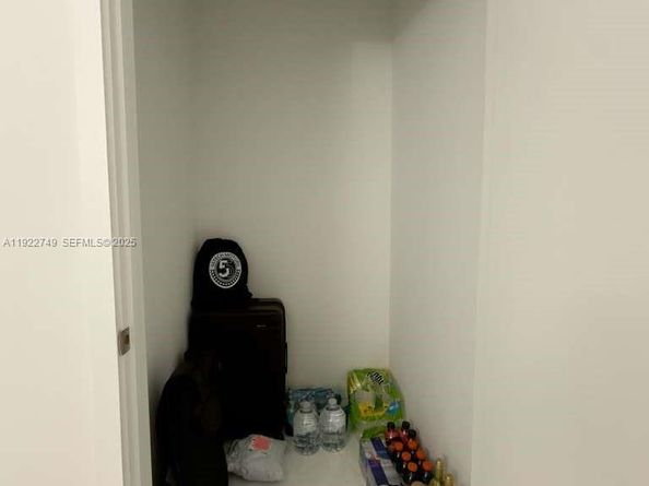 851 NE 1st Ave 3309, Miami FL 33132