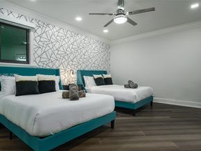 11861 NW 4th St, Plantation FL 33325