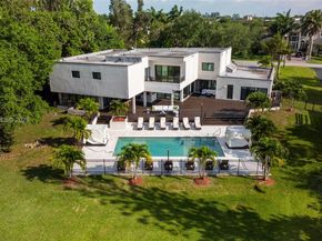 11861 NW 4th St, Plantation FL 33325