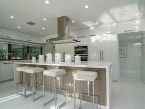 11861 NW 4th St, Plantation FL 33325