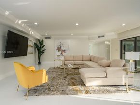 11861 NW 4th St, Plantation FL 33325