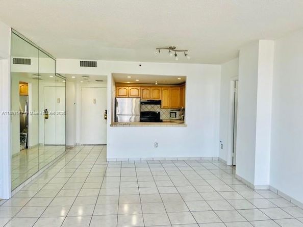 1470 NE 123rd St A707, North Miami FL 33161