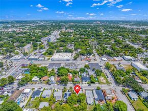128 NW 53rd St, Miami FL 33127