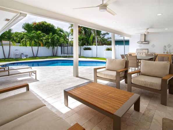 1720 N 50th Ave, Hollywood FL 33021